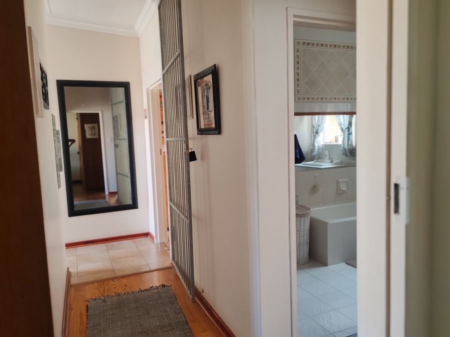 3 Bedroom Property for Sale in Heuwelkruin Eastern Cape
